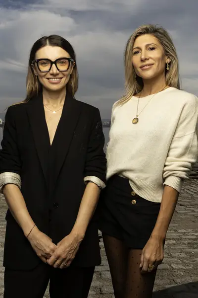 Alex Burunova, Gina Varela (1)