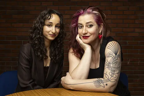 Amanda Babaei Vieira, Anita Doron (2)