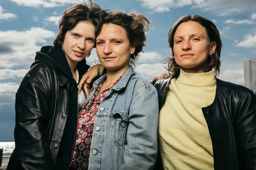 Daphne Patakia_Léa Mysius_Esther Mysius (5)