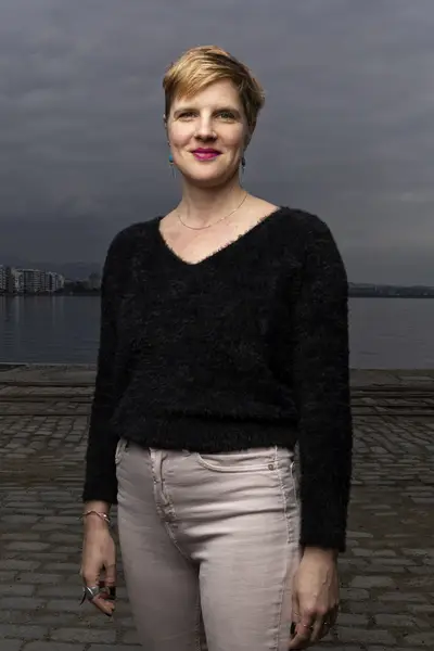 Sári Haragonics (2)