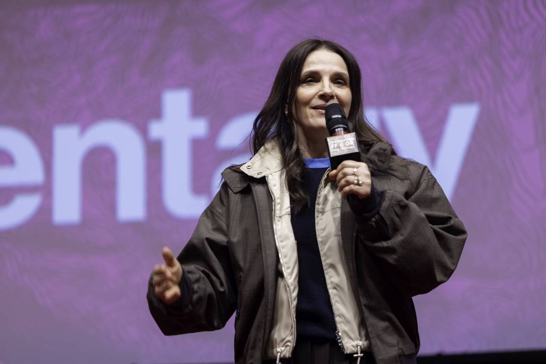 Η Ζιλιέτ Μπινός στην προβολή του ντοκιμαντέρ "Ιn-I In Motion"