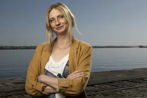 Katalin Moldovai (2)