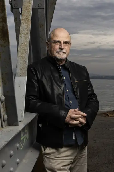 Marinos Kartikkis (2)