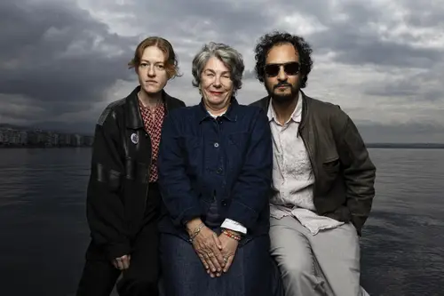 Meet the Neighbors+ Jury (1)