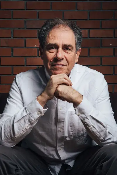 Menios Karayiannis (1)