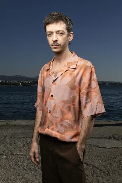 Nahuel Pérez Biscayart (2)