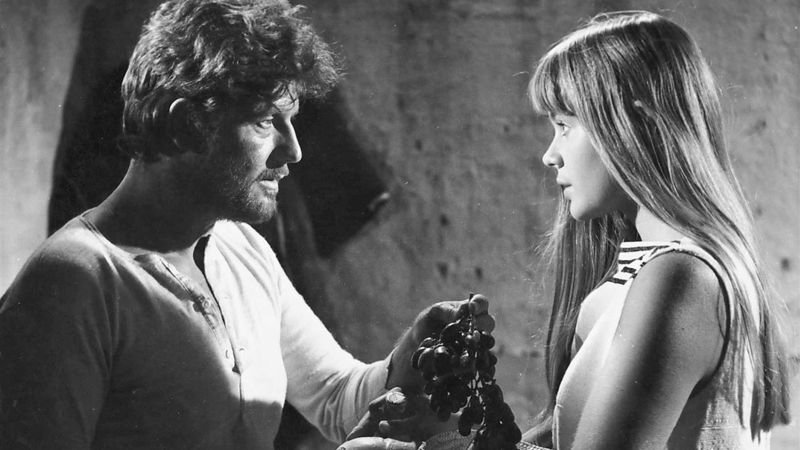 efp4-girls-in-the-sun