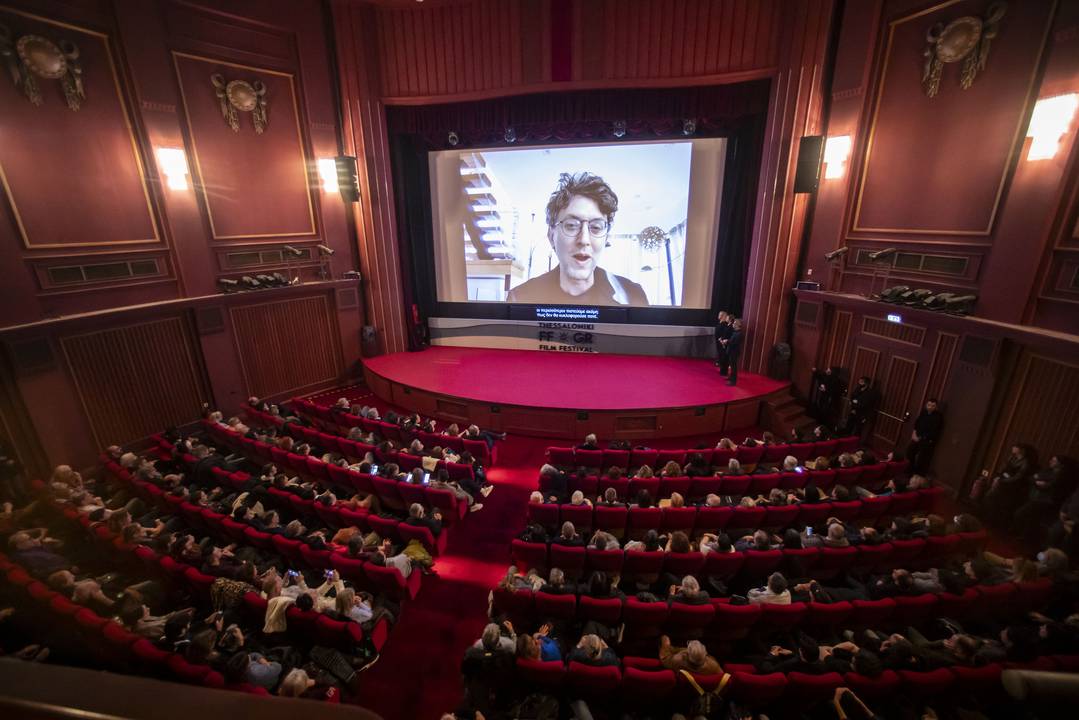 Βιντεοσκοπημένο μήνυμα από τον σκηνοθέτη της ταινίας λήξης, Ντέιβιντ Μπορενστάιν, στο κοινό της Θεσσαλονίκης