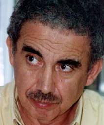 Among Friends (Metaxy filon)